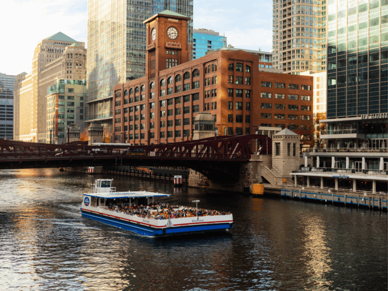 Things to Do in Chicago Over Thanksgiving Weekend 2026 