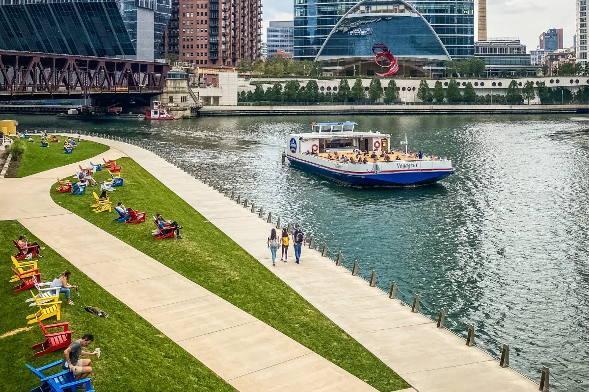 Best places for dining with a view in Chicago