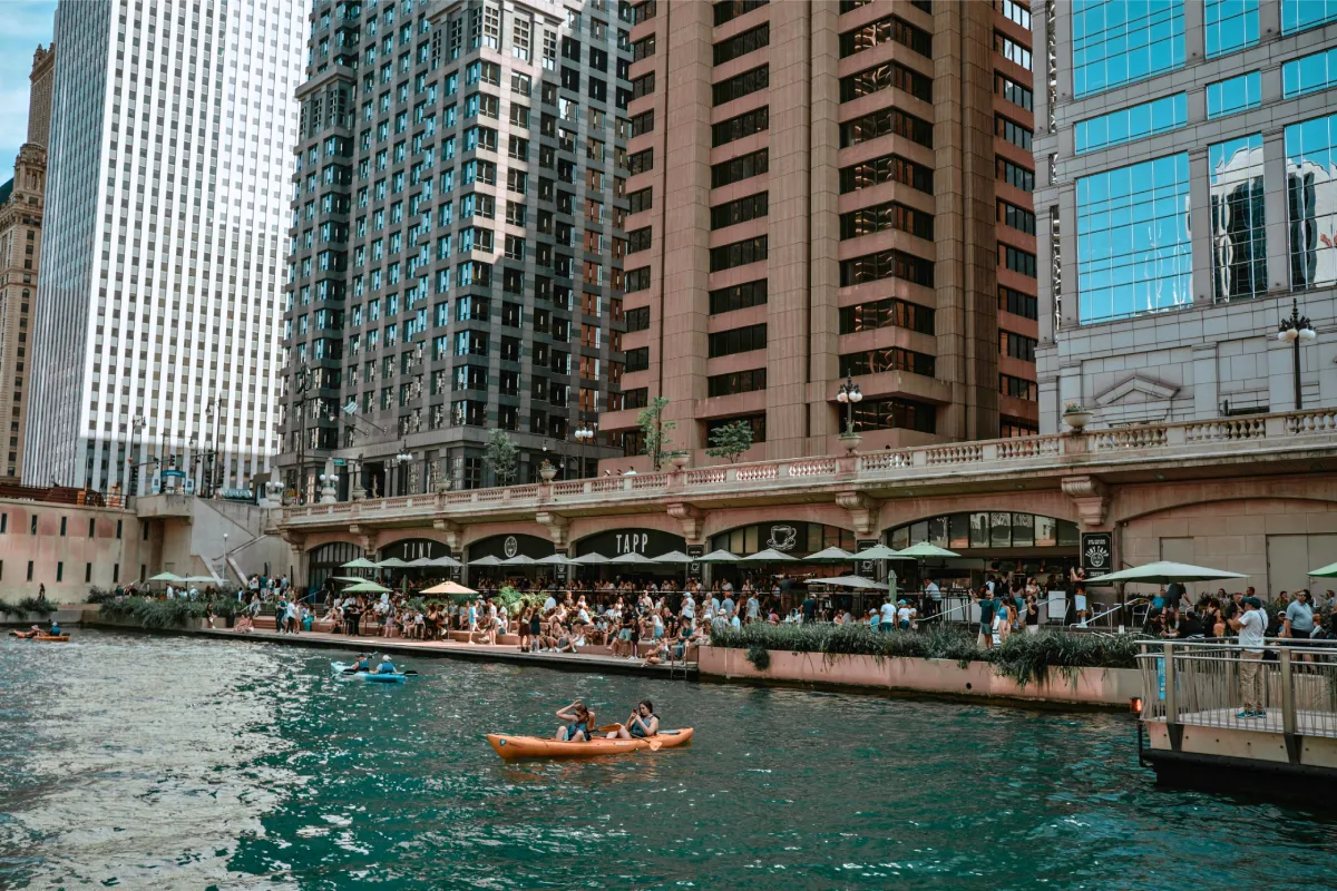 Chicago River Restaurants with a View
