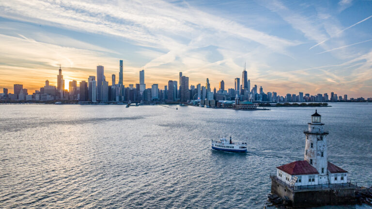 Chicago Weather in October: Temperature Guide for Visitors 